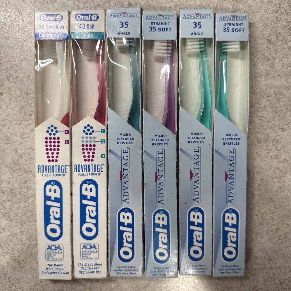 New VTG 90s Oral B Advantage Toothbrush Lot of 6 J1